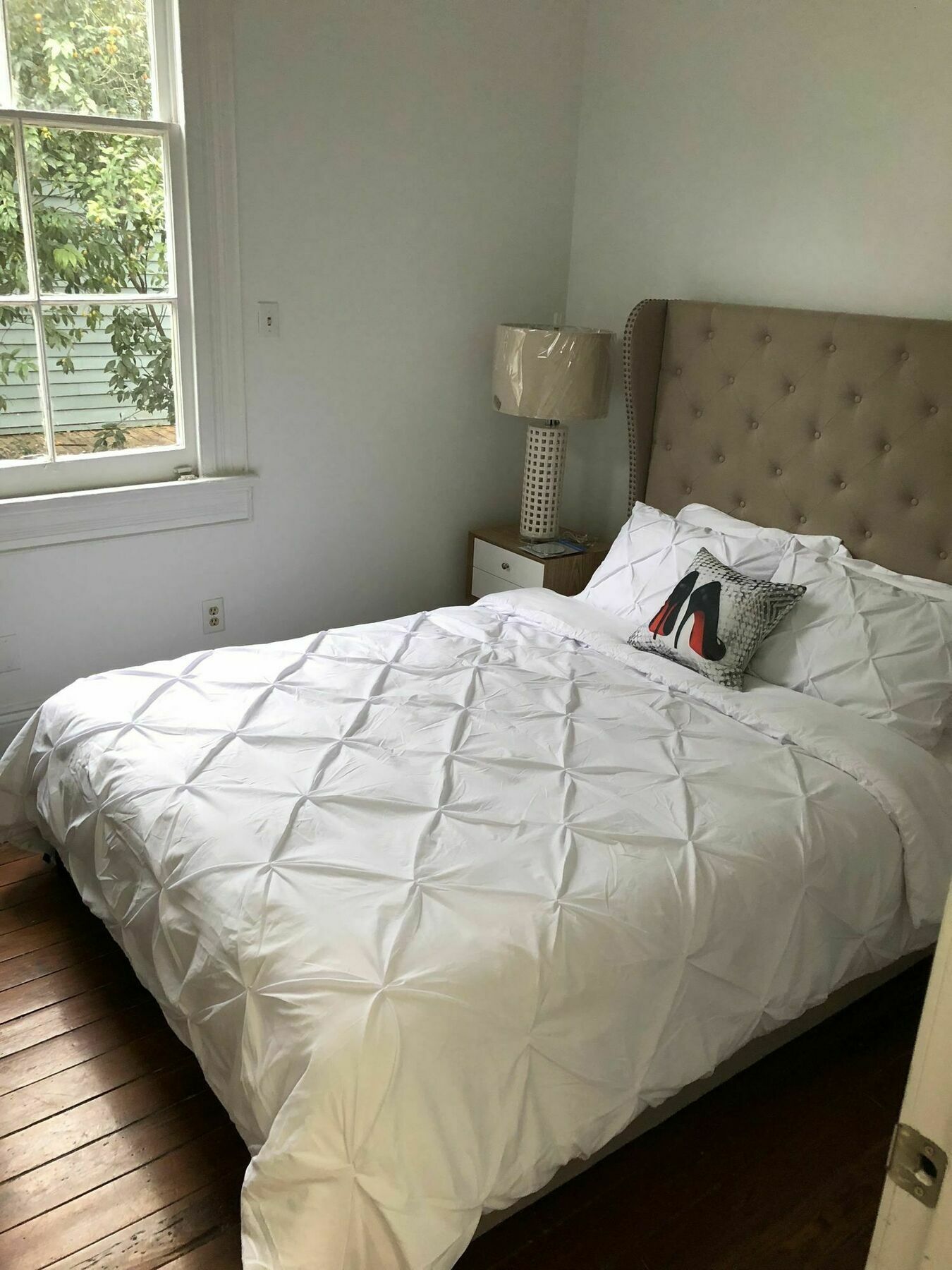 4 Bedroom -famous Landmark Next To Bourbon St *